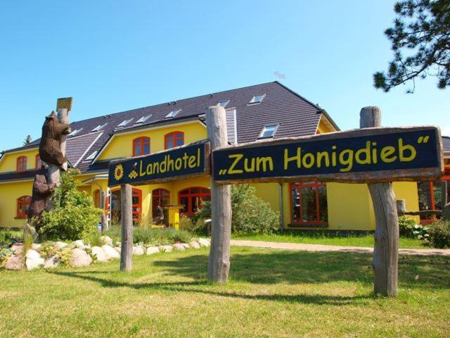 Landhotel Zum Honigdieb 里布尼茨达姆加滕 外观 照片