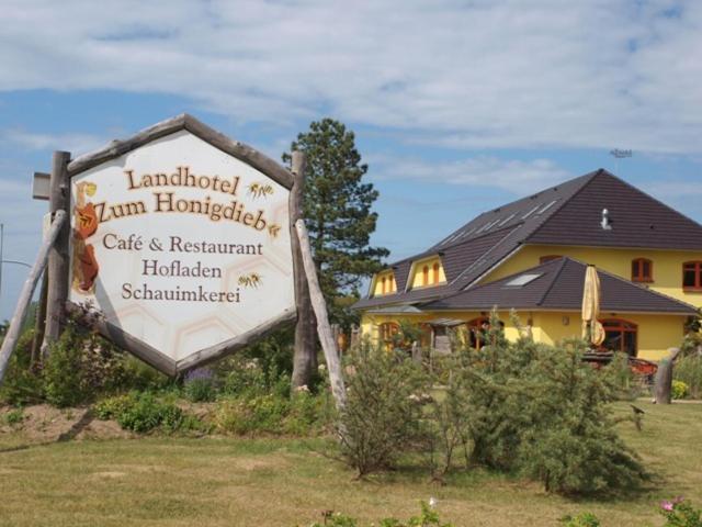 Landhotel Zum Honigdieb 里布尼茨达姆加滕 外观 照片